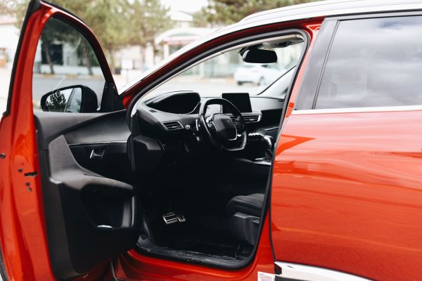 5 astuces pour renforcer la sécurité de votre voiture avec un système antivol